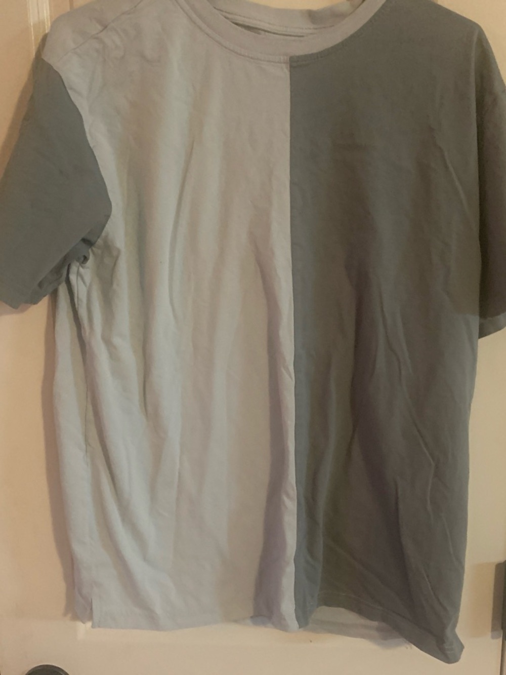 Original Use Men's Two-Tone Light Gray and Dark Gray Split Crew Tee